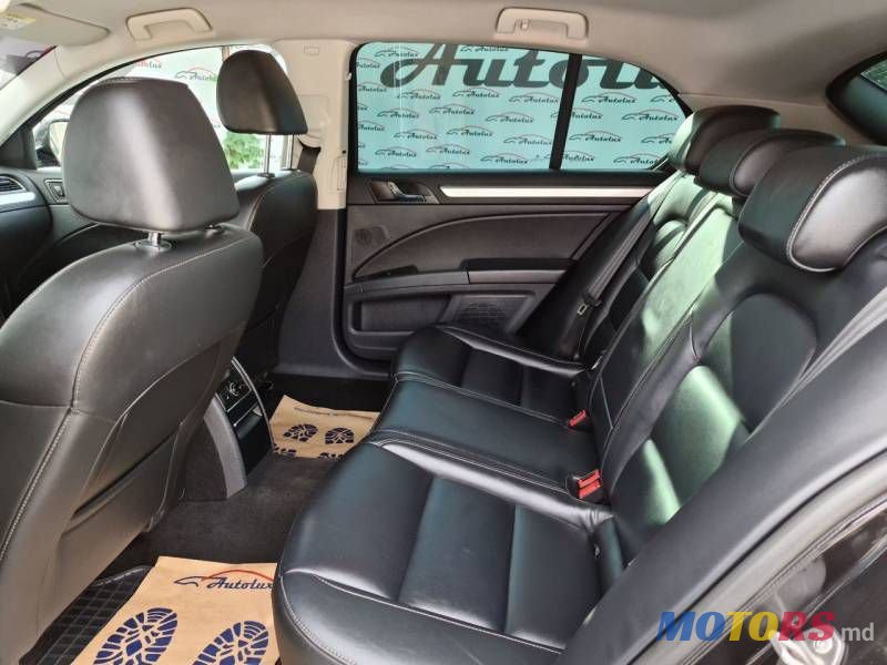 2015' Skoda Superb photo #5