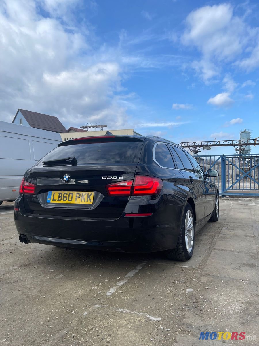 2010' BMW 5 Series photo #4