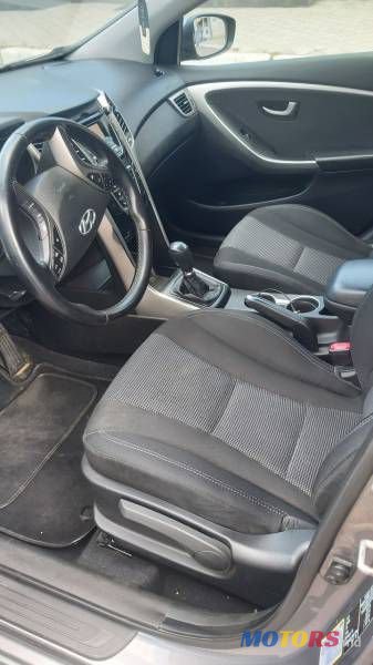 2013' Hyundai i30 photo #5