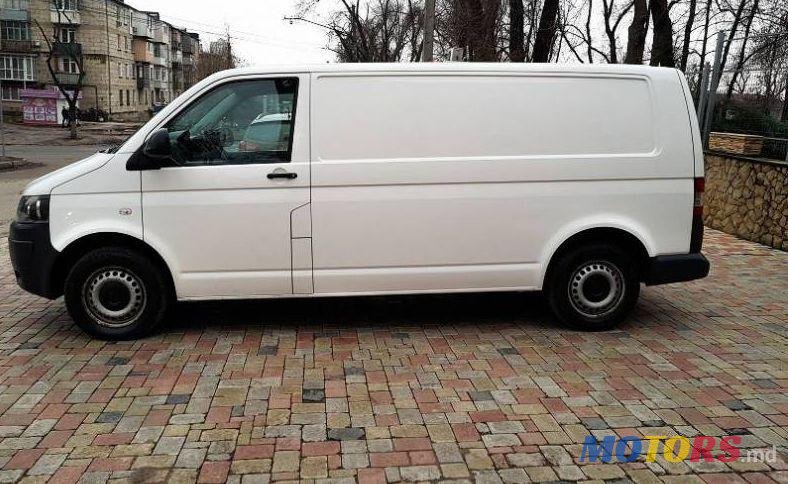 2012' Volkswagen Transporter photo #1