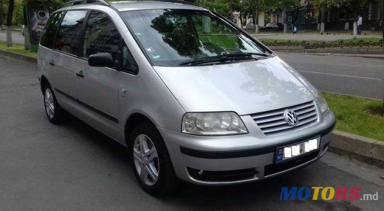 2002' Volkswagen Sharan photo #1