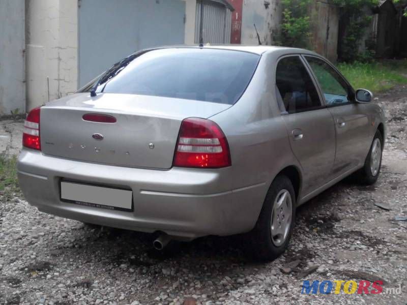 1999' Kia Shuma photo #2