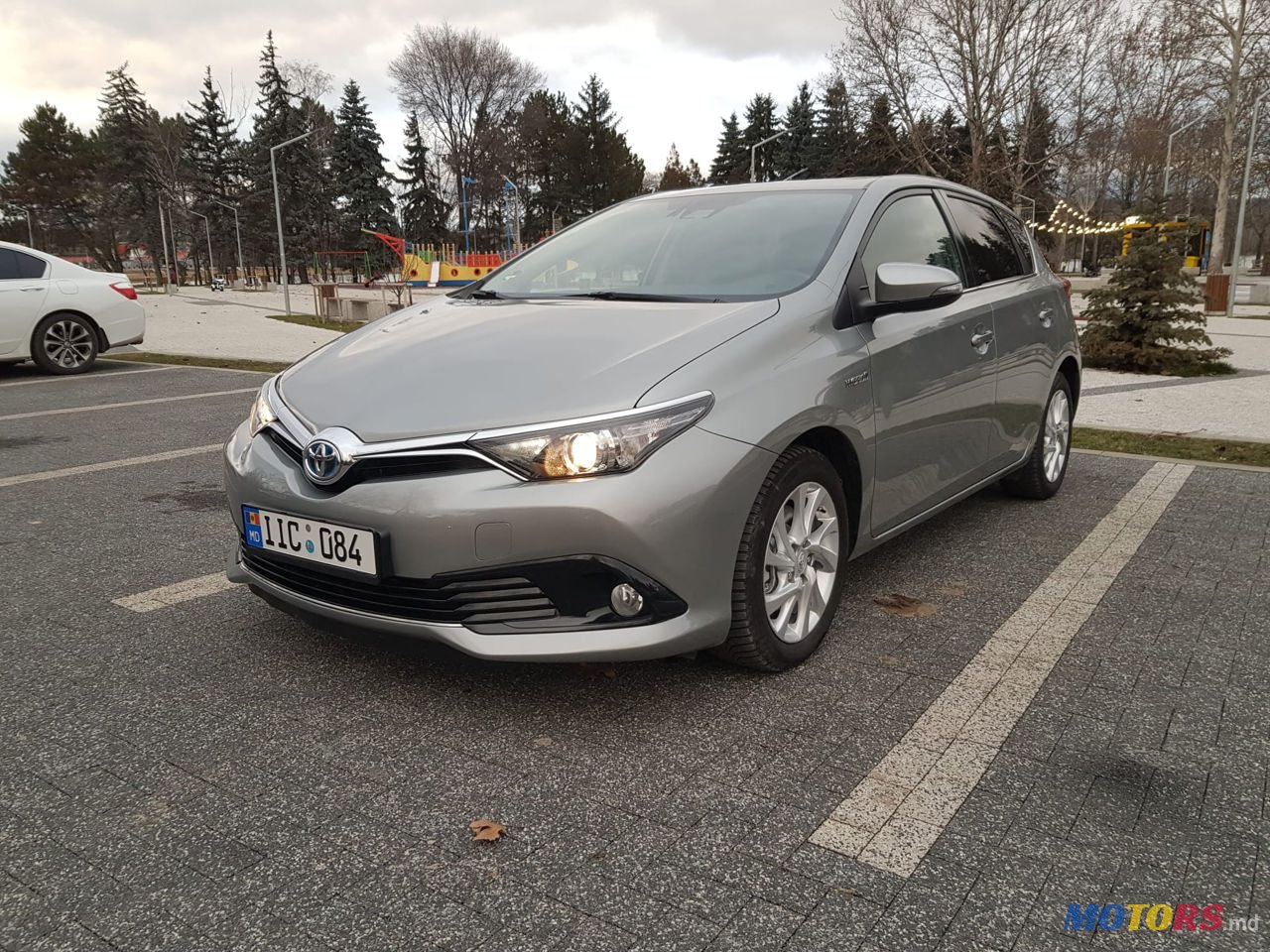 2017' Toyota Auris photo #2