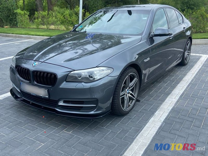 2015' BMW 5 Series photo #2