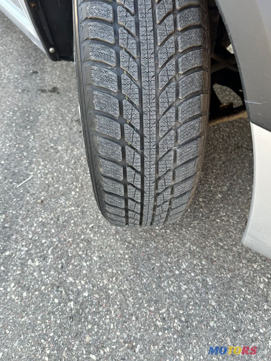 2008' Dacia Logan Mcv photo #5