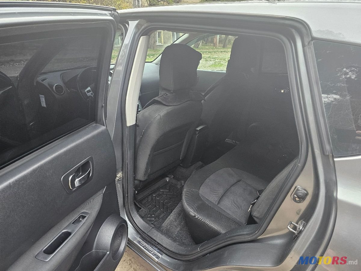 2011' Nissan Qashqai photo #6