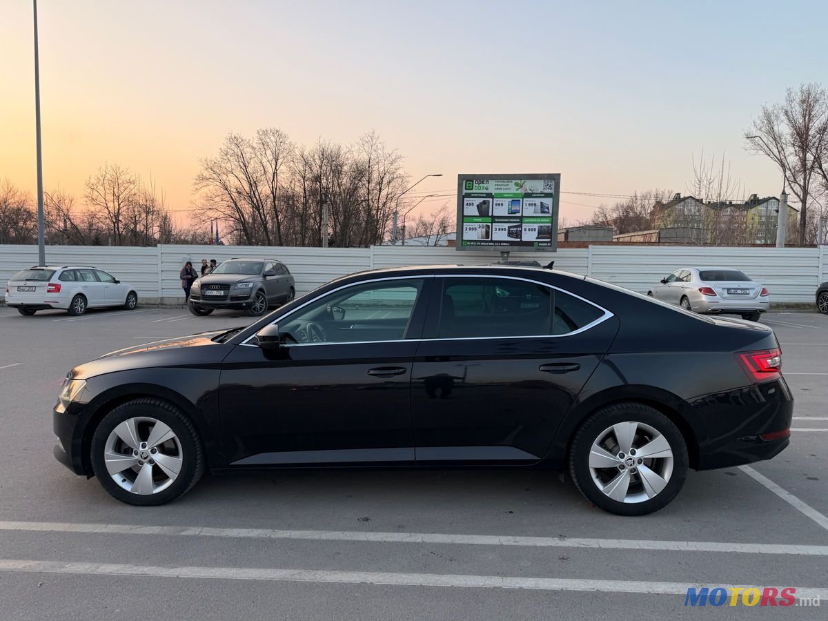 2018' Skoda Superb photo #6