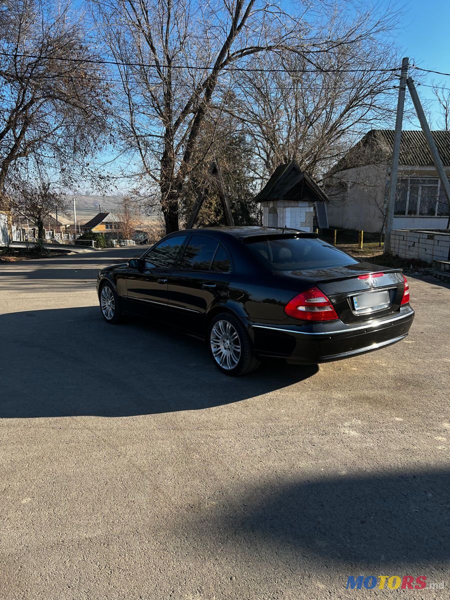2006' Mercedes-Benz E-Class photo #4
