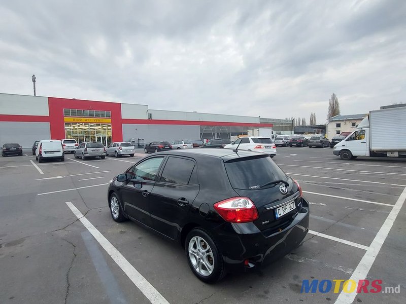 2010' Toyota Auris photo #6