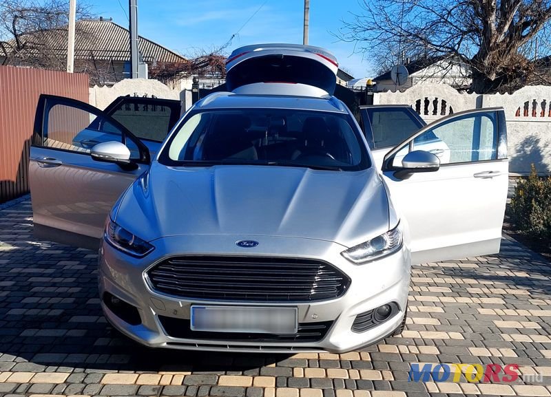 2015' Ford Mondeo photo #5