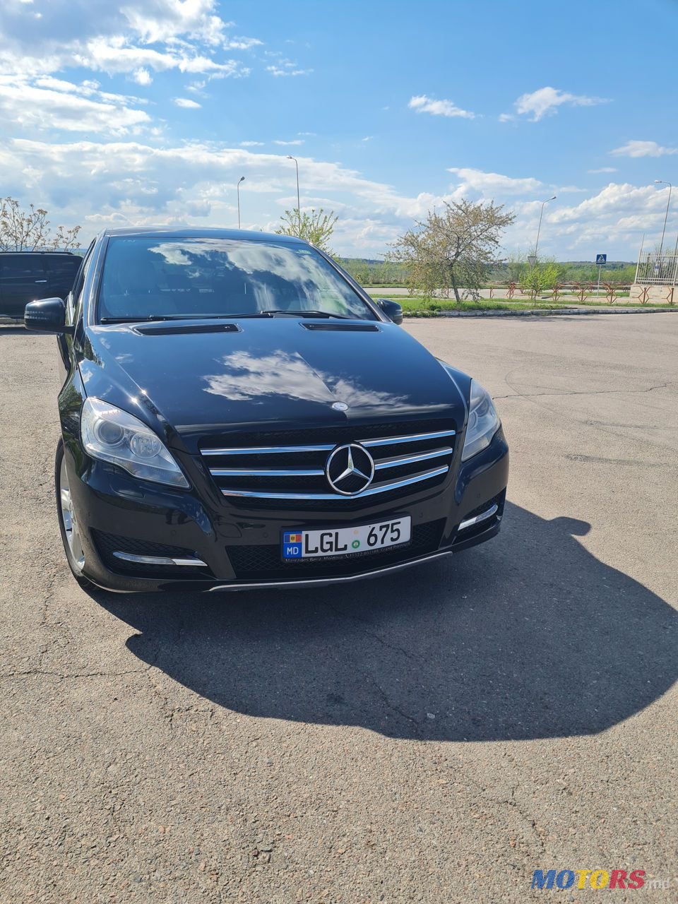 2011' Mercedes-Benz R Класс photo #1