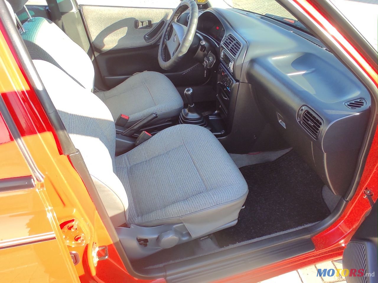 1991' Nissan Sunny photo #6