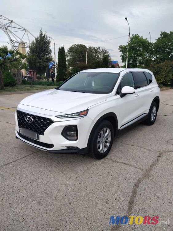 2019' Hyundai Santa Fe photo #1