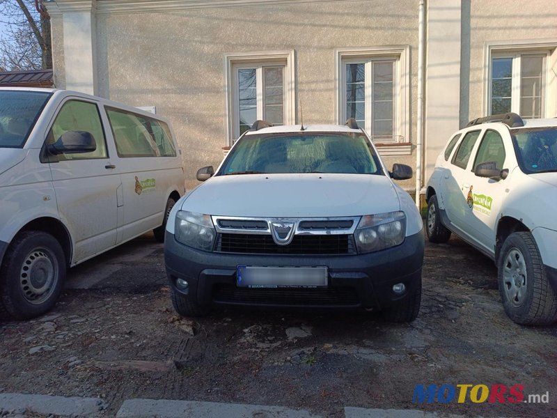 2013' Dacia Duster photo #2