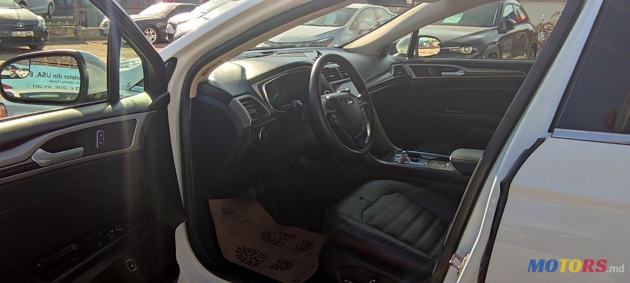 2017' Ford Fusion photo #5