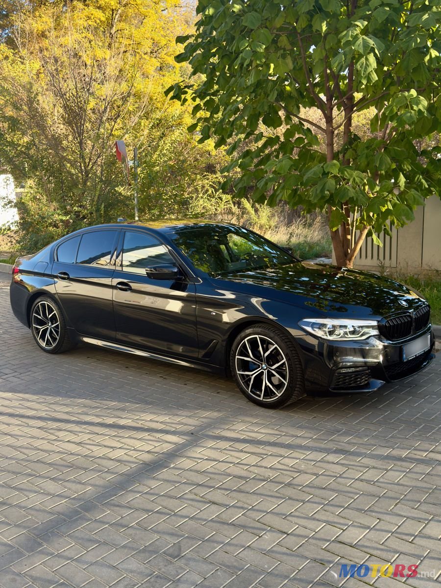 2019' BMW 5 Series photo #5
