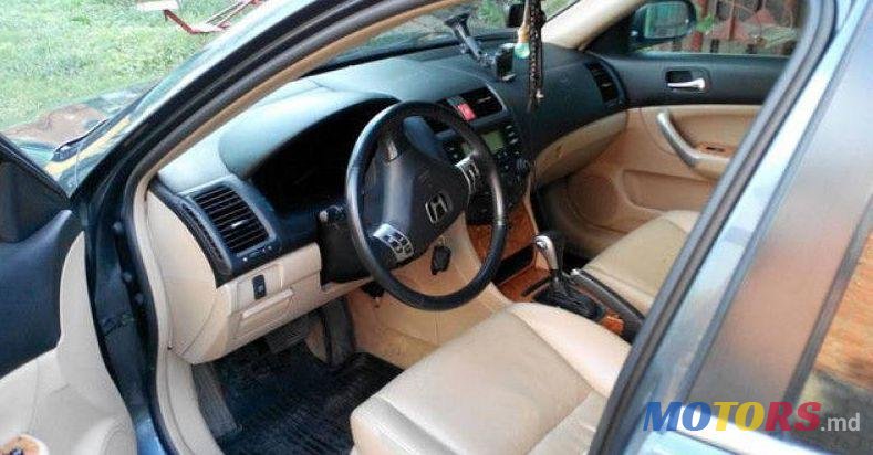 2004' Honda Accord photo #4