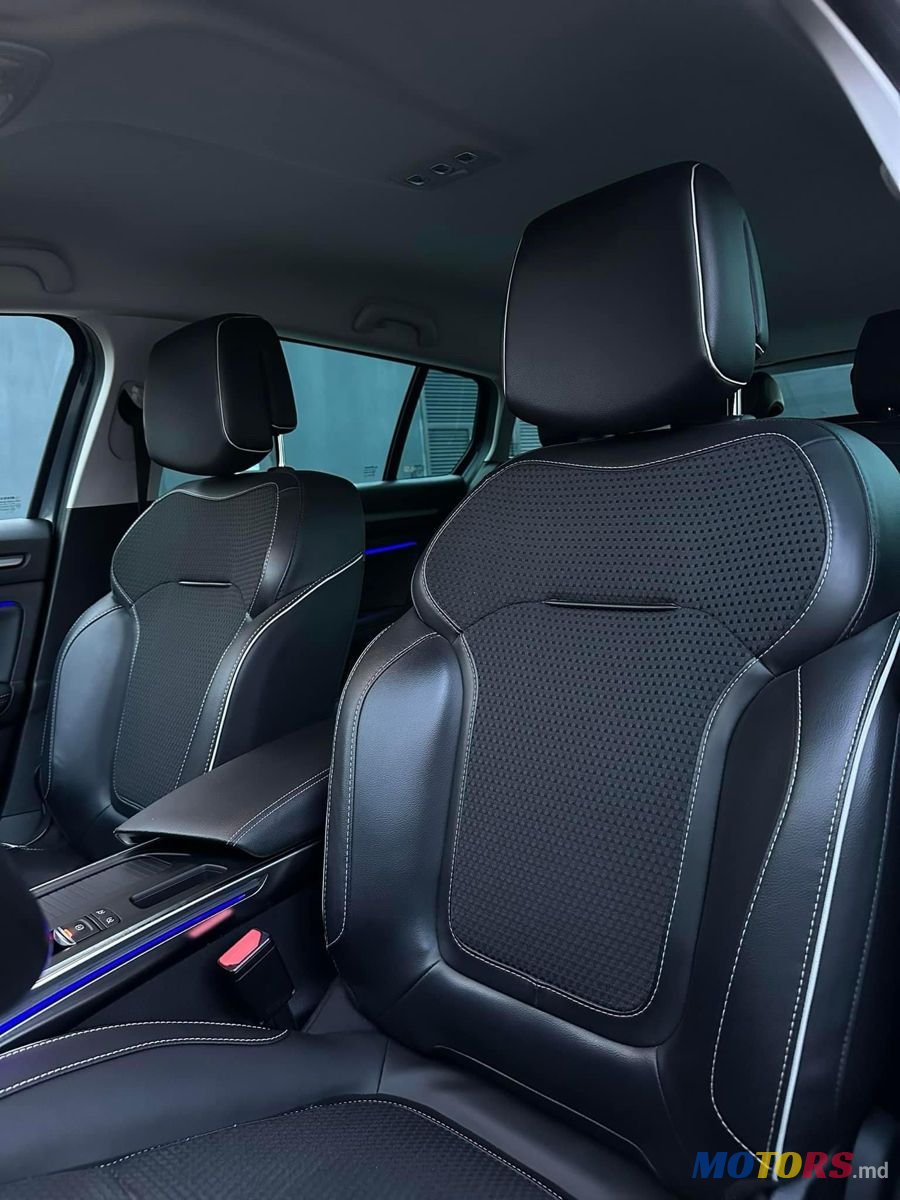 2018' Renault Megane photo #5