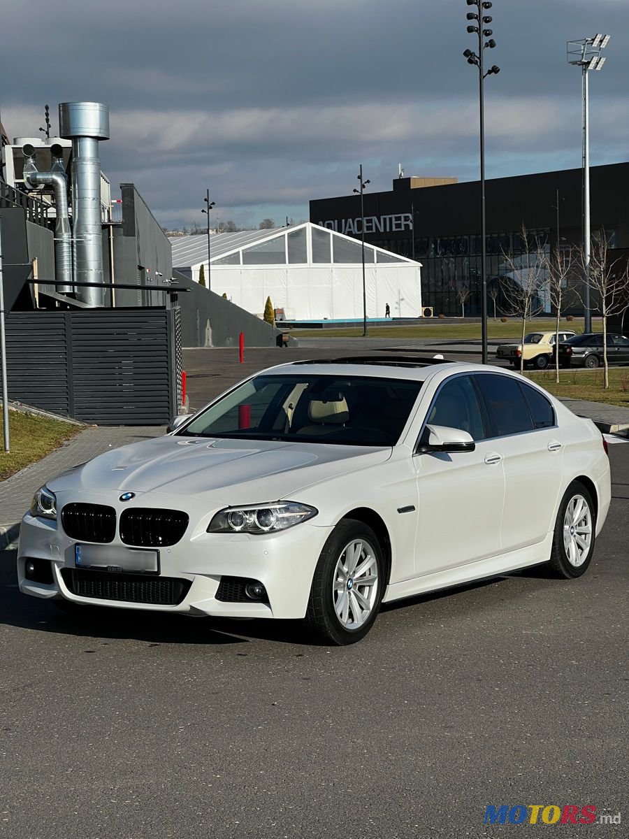 2015' BMW 5 Series photo #3