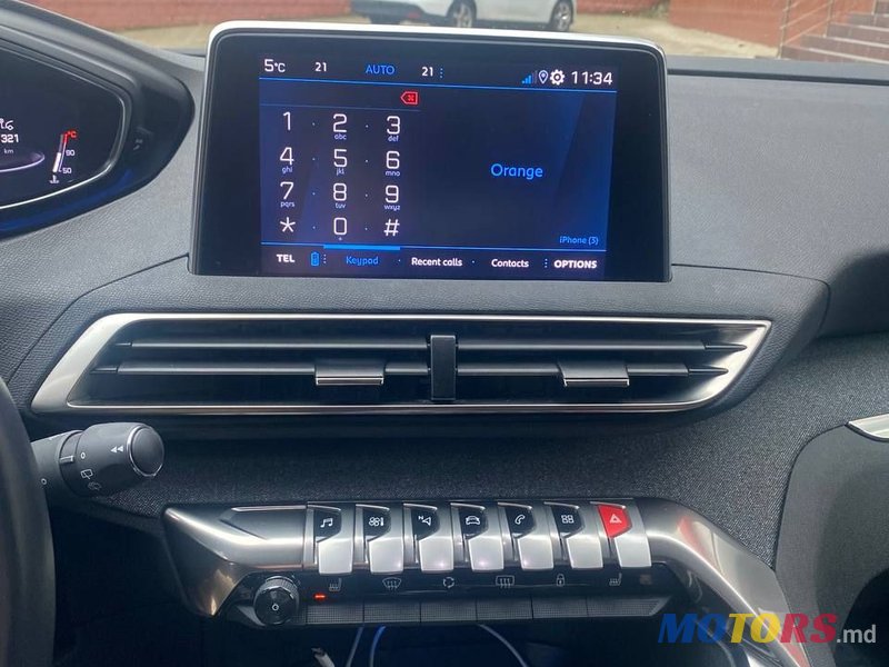 2021' Peugeot 3008 photo #6