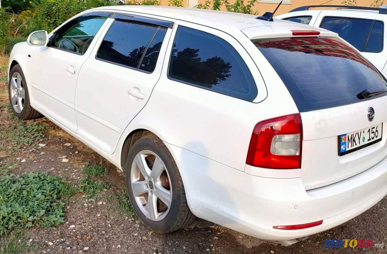 2009' Skoda Octavia photo #4