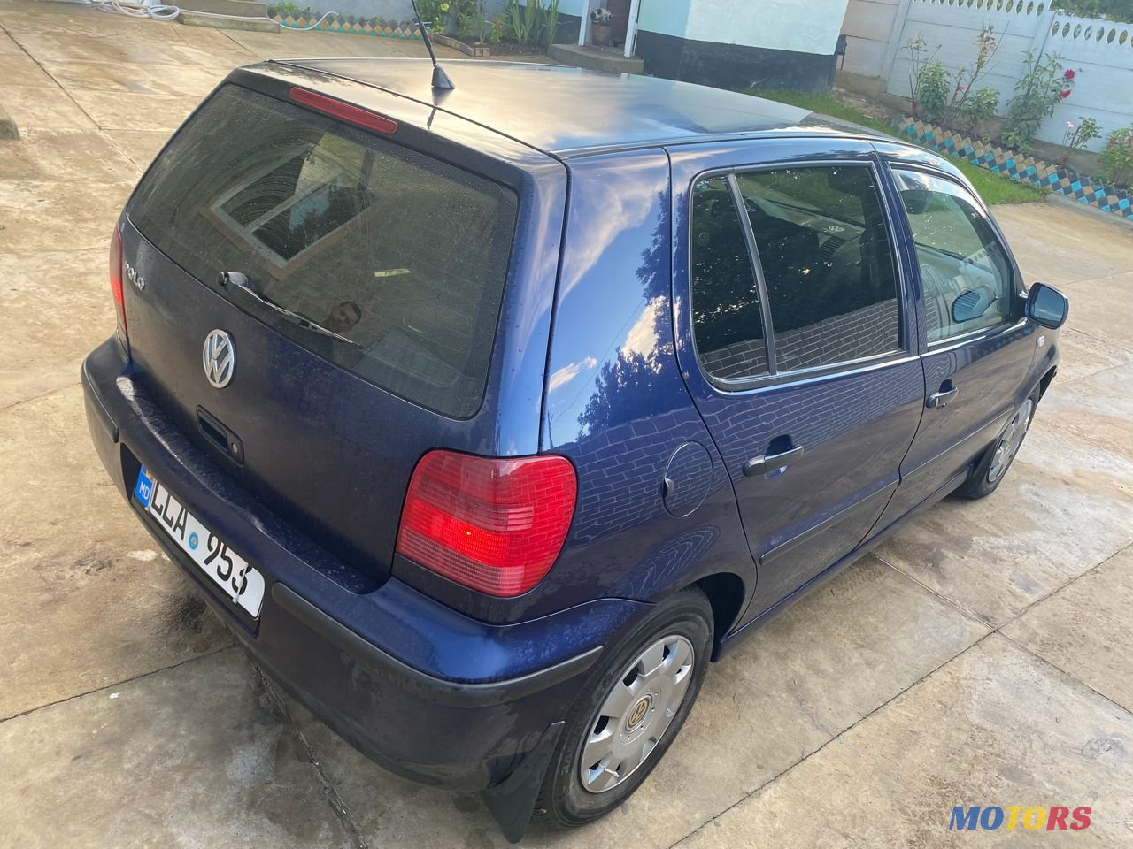 2001' Volkswagen Polo photo #4