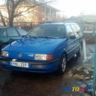 1990' Volkswagen Passat photo #1