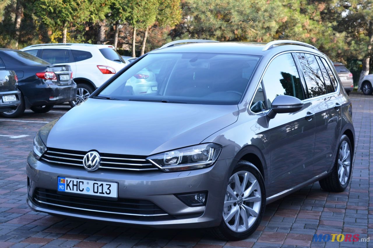 2017' Volkswagen Golf Plus photo #3