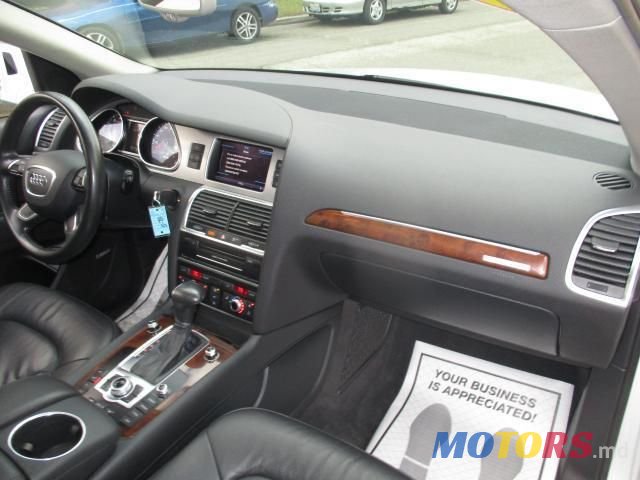 2013' Audi Q7 photo #5