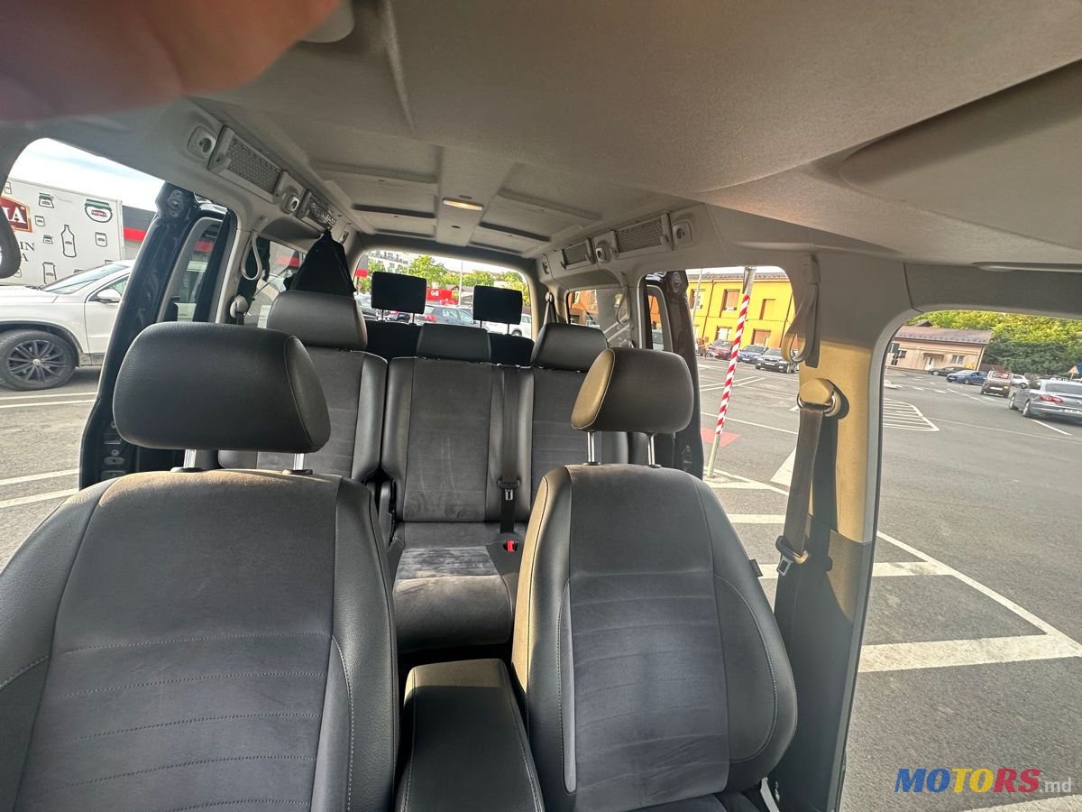 2013' Volkswagen Caddy photo #3