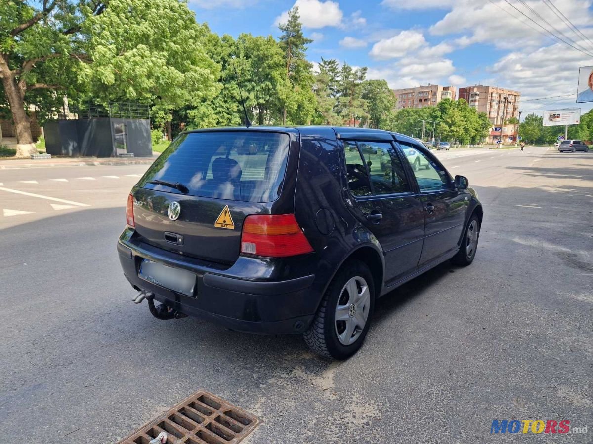 2000' Volkswagen Golf photo #2