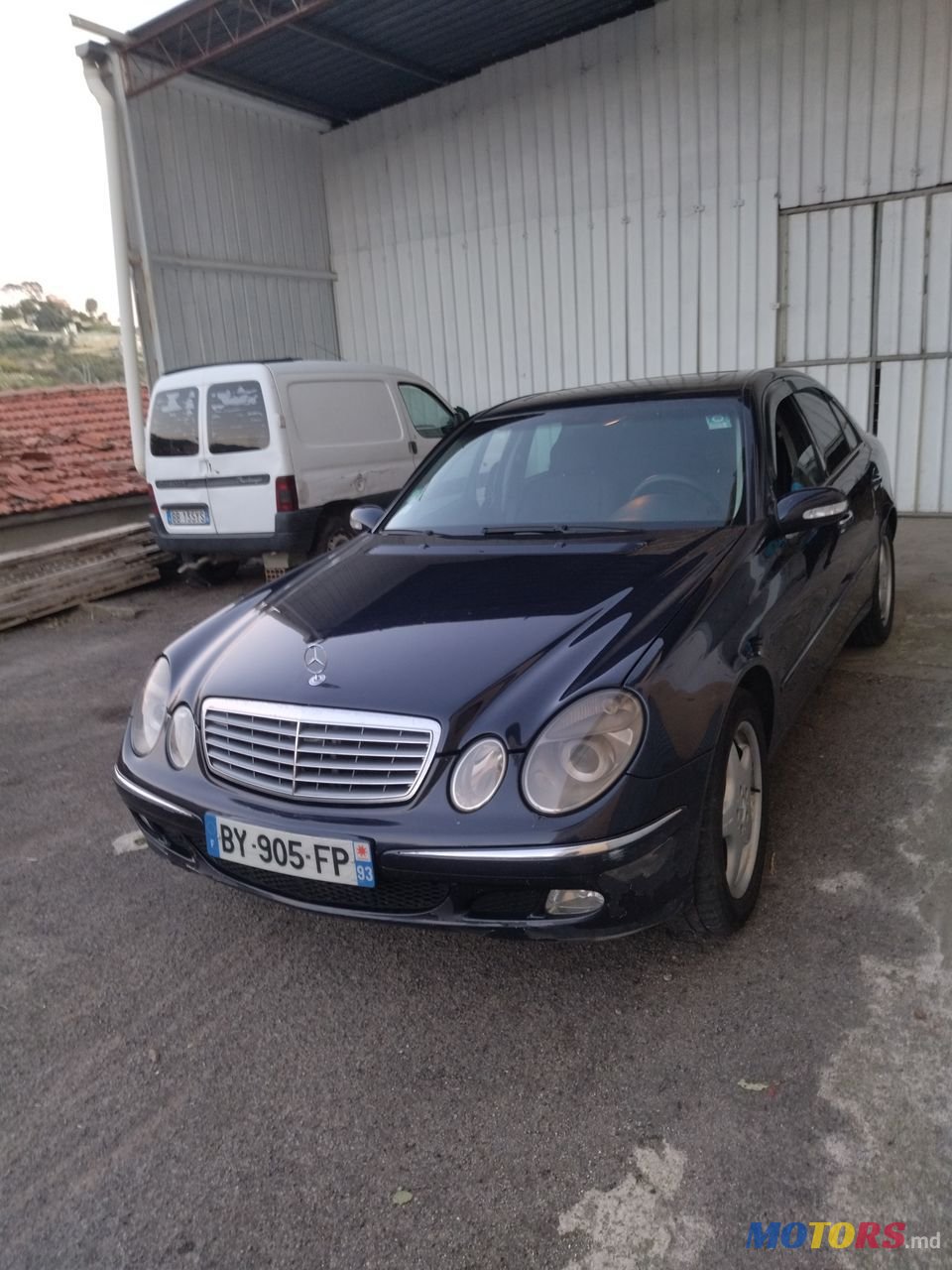 2003' Mercedes-Benz E Класс photo #2