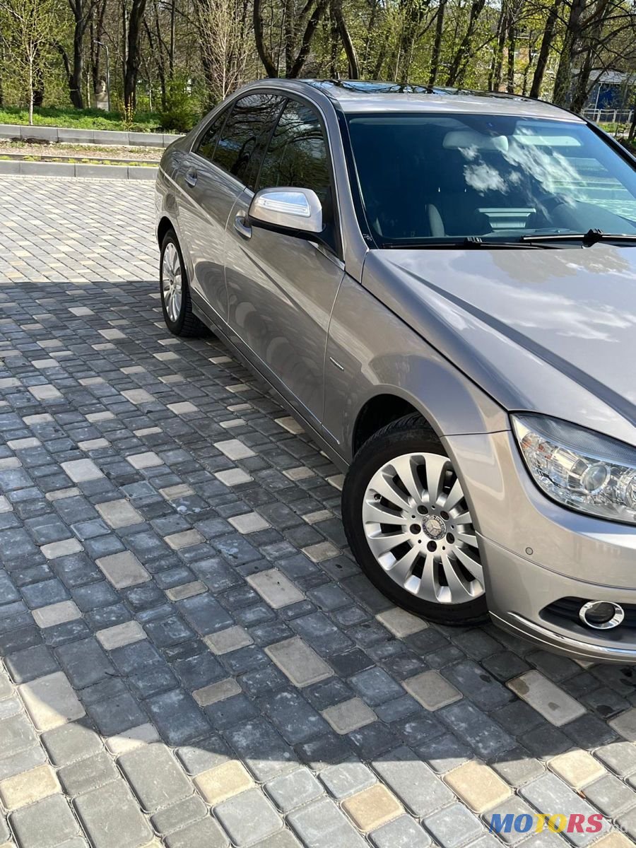 2008' Mercedes-Benz C-Class photo #1