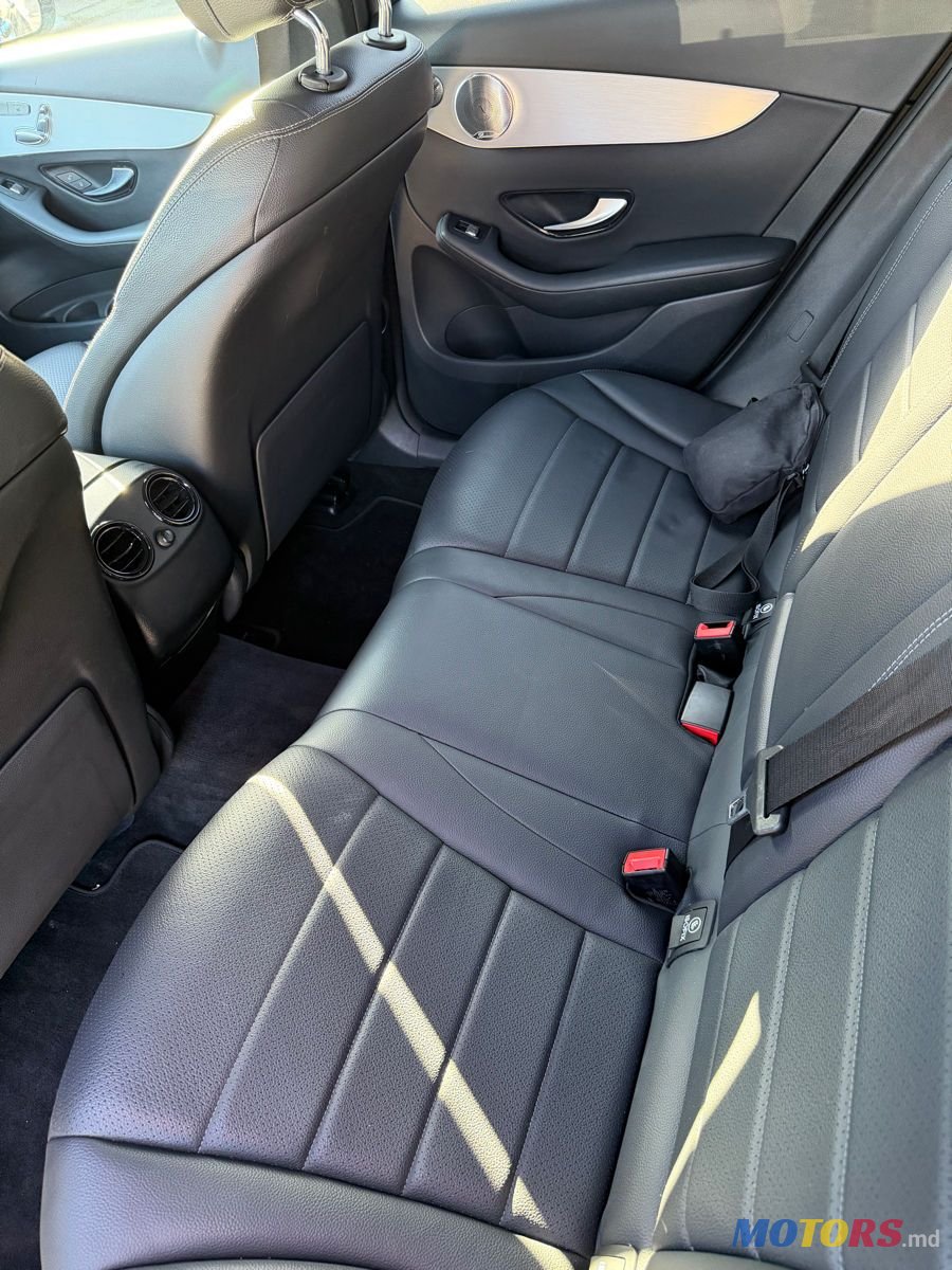 2019' Mercedes-Benz GLC photo #4