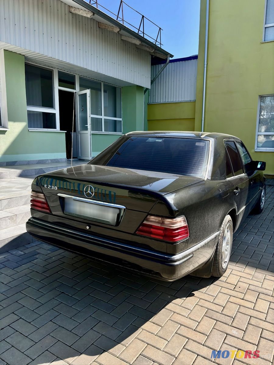 1990' Mercedes-Benz E-Class photo #3
