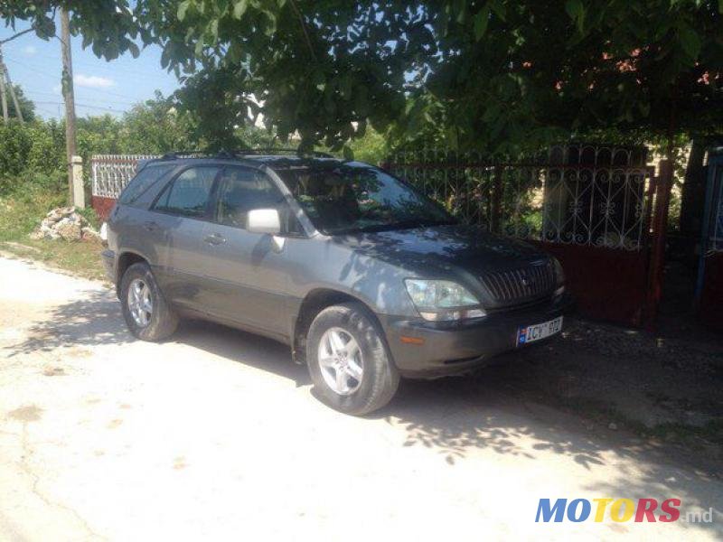 2001' Lexus RX 300 photo #5