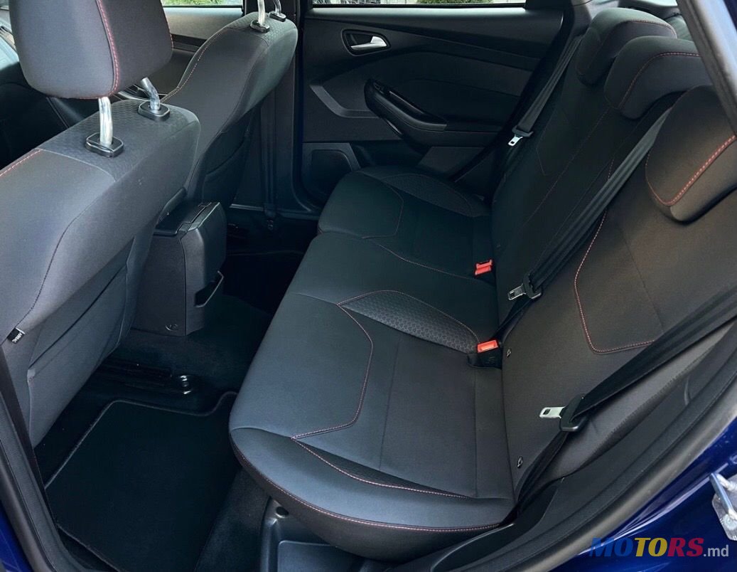 2018' Ford Focus photo #5