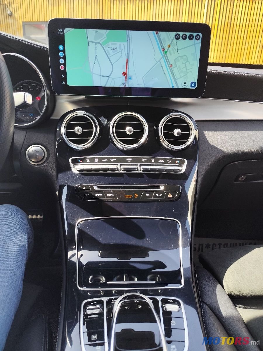 2019' Mercedes-Benz GLC photo #3