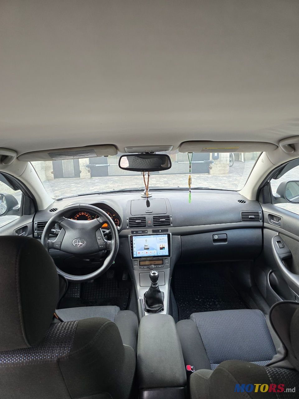 2008' Toyota Avensis photo #4