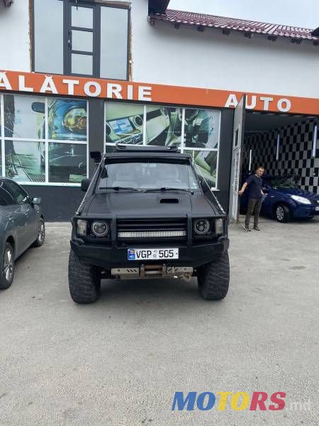 1995' Mitsubishi Pajero photo #3