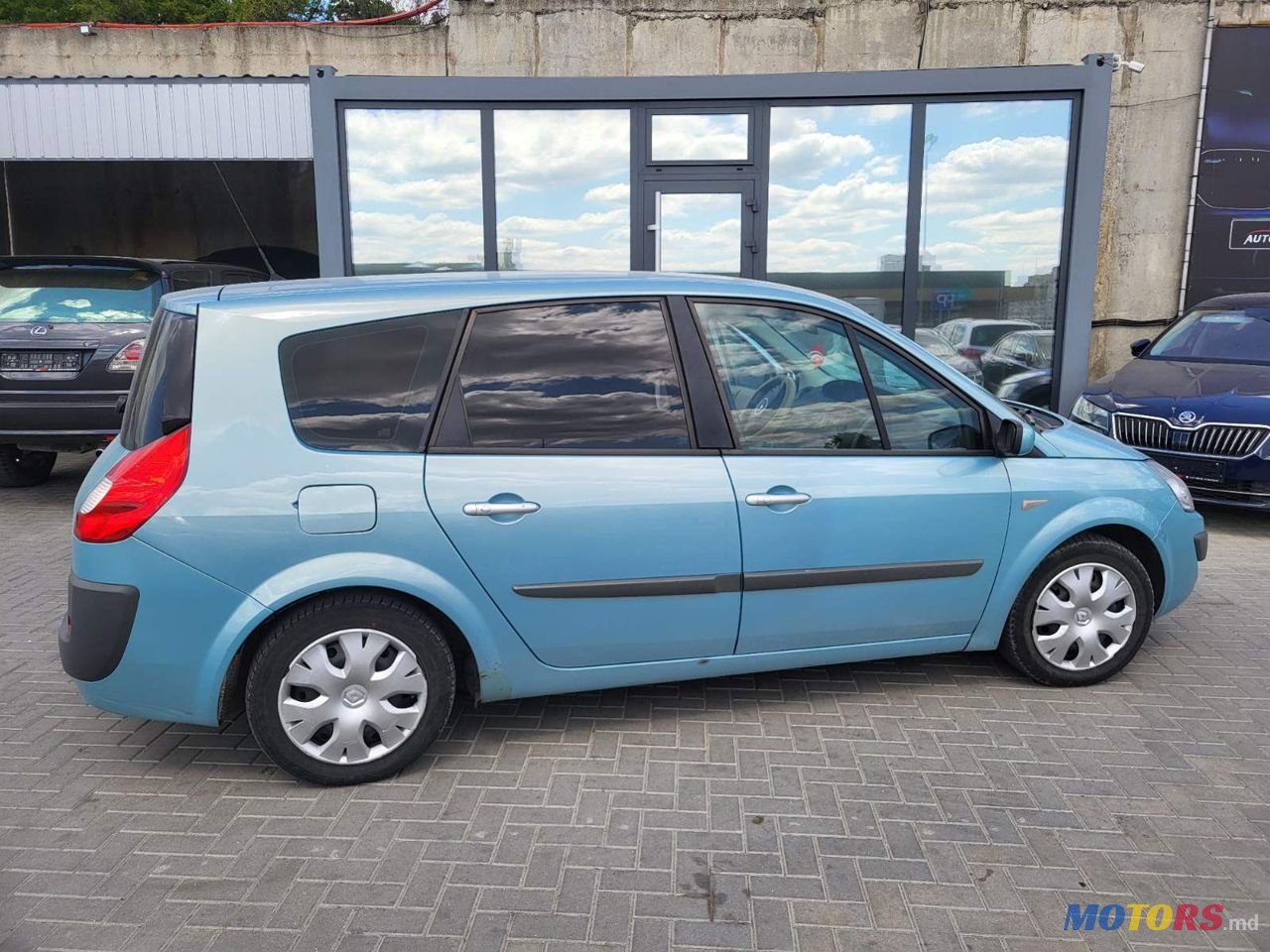 2007' Renault Scenic photo #2