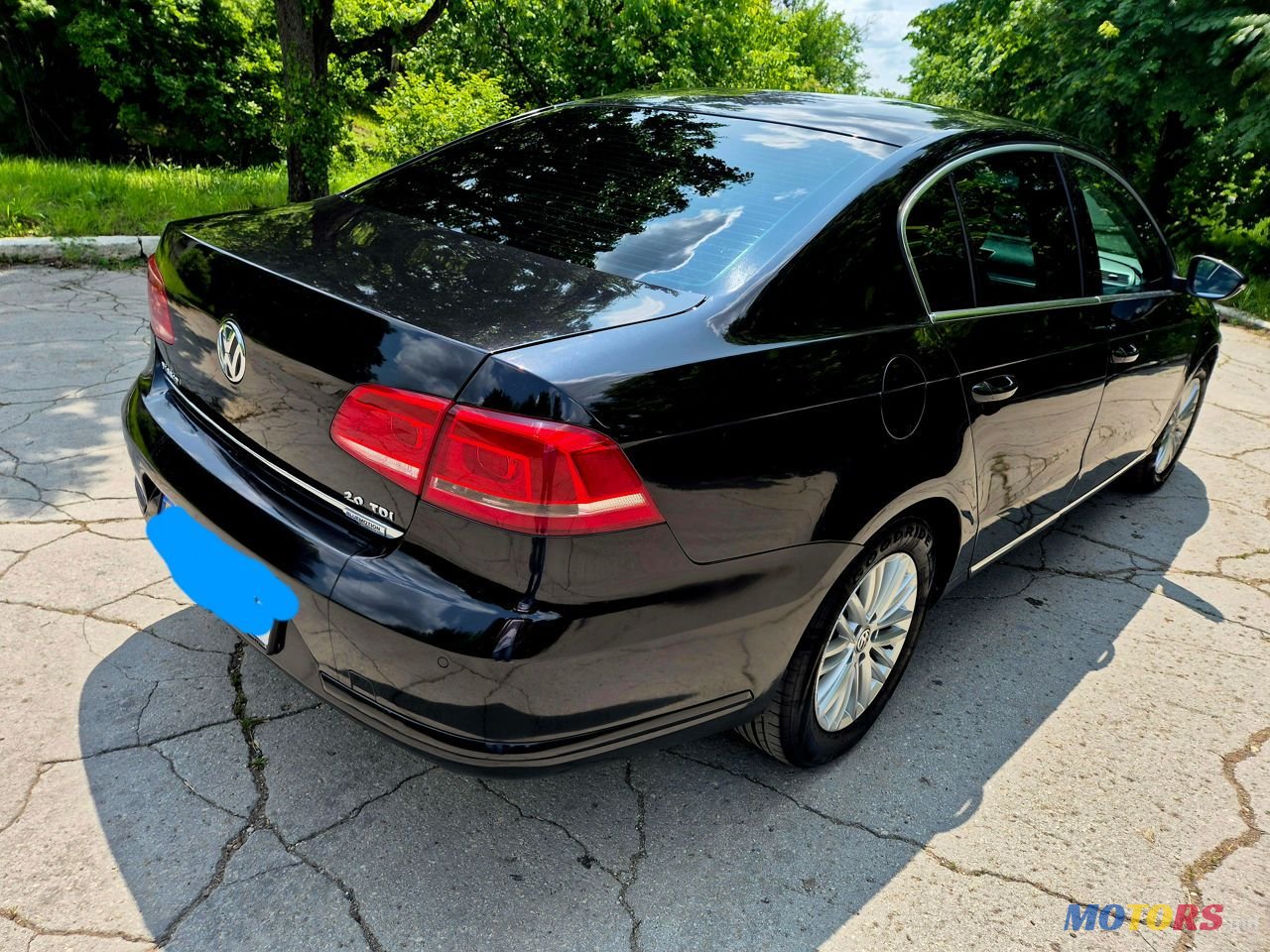 2012' Volkswagen Passat photo #2