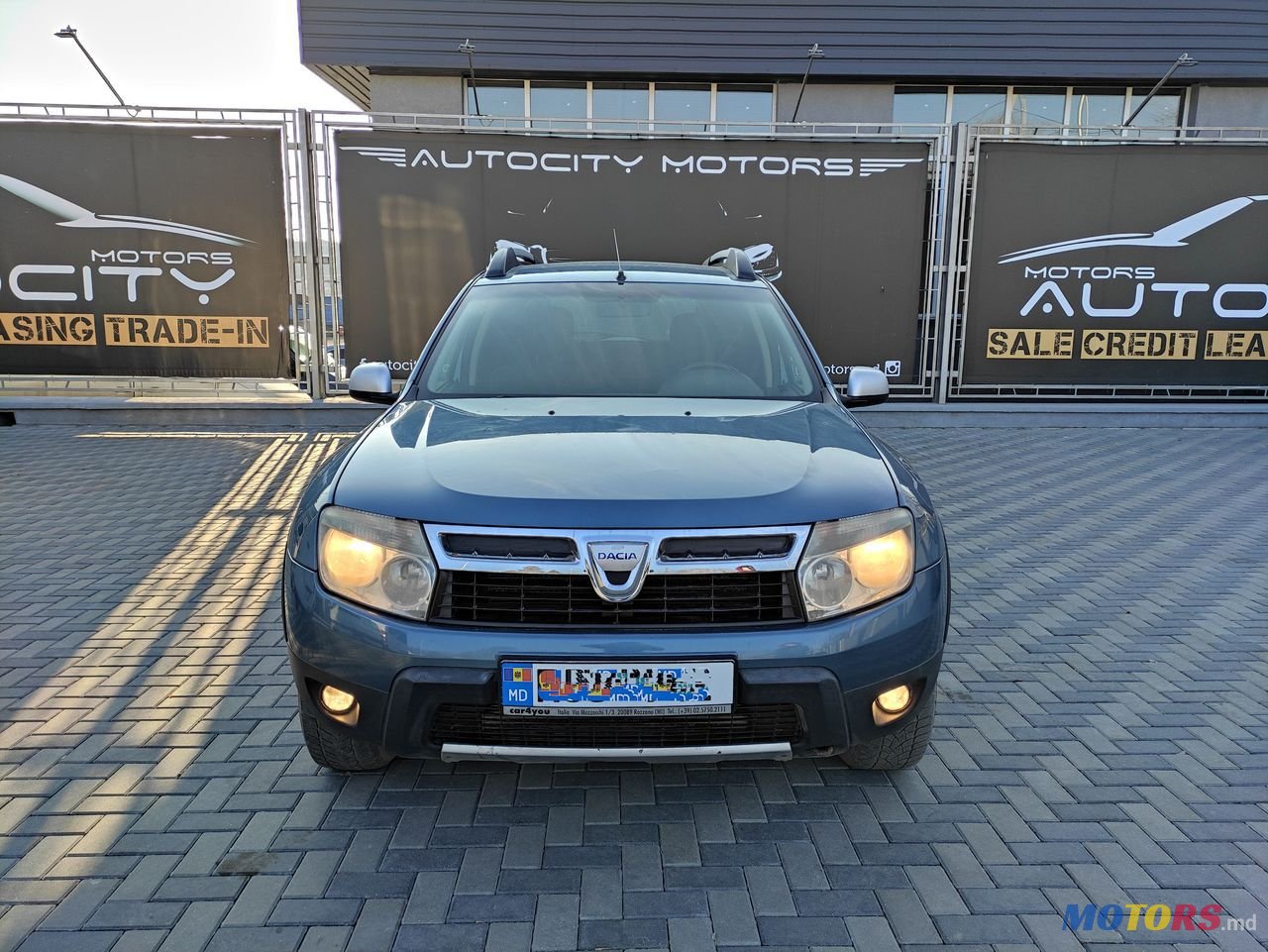 2011' Dacia Duster photo #2