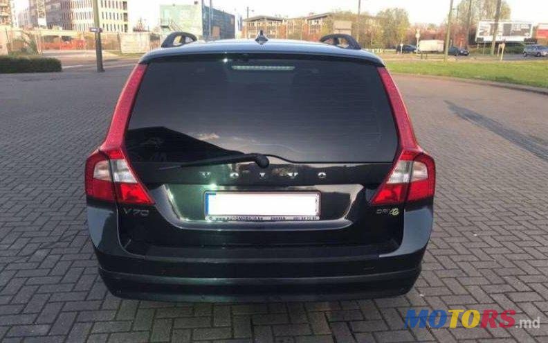 2012' Volvo V70 photo #1