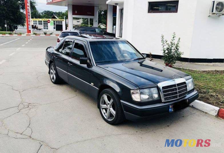 1990' Mercedes-Benz 124 photo #1