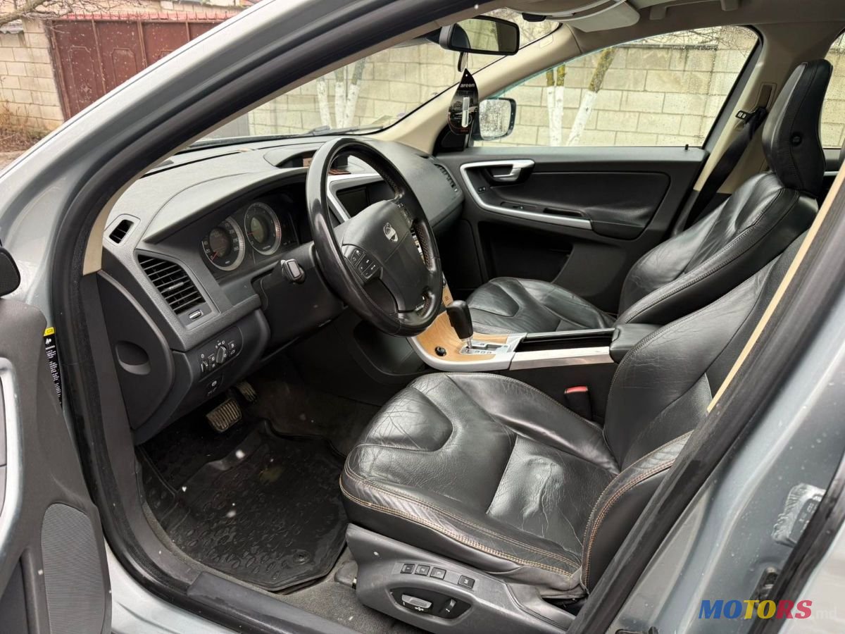 2010' Volvo XC60 photo #5