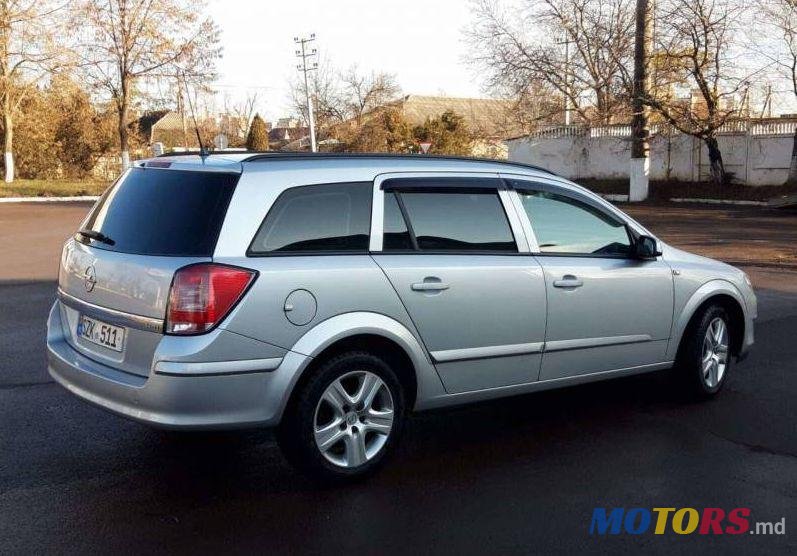 2009' Opel Astra photo #1