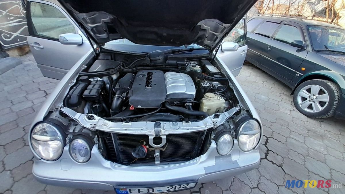 2000' Mercedes-Benz E-Class photo #3