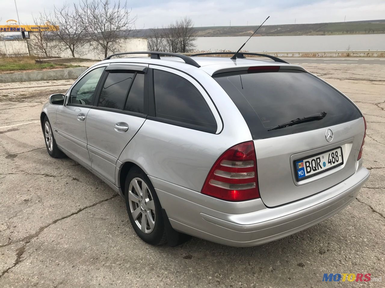 2002' Mercedes-Benz C Класс photo #3
