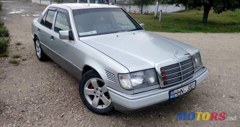 1993' Mercedes-Benz E photo #1